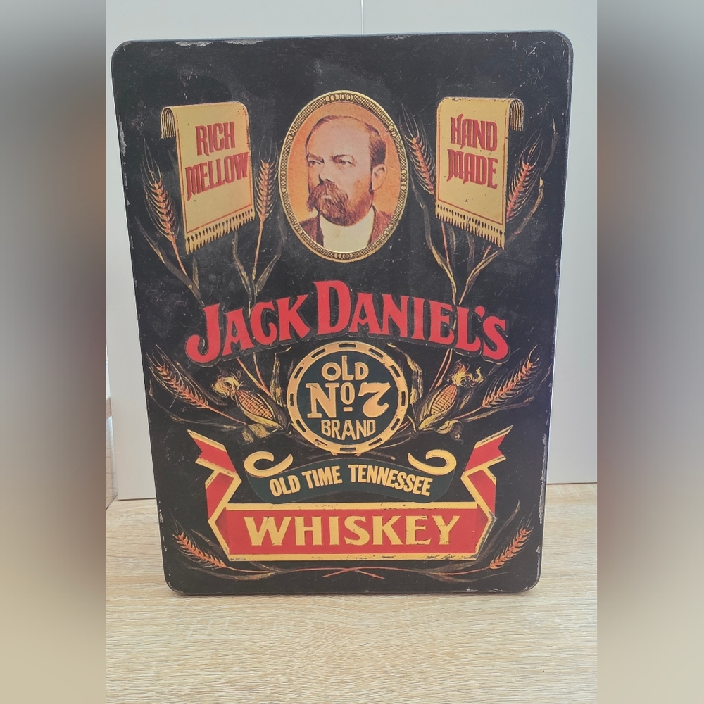 Jack Daniel's Old No. 7 Whiskey Tin